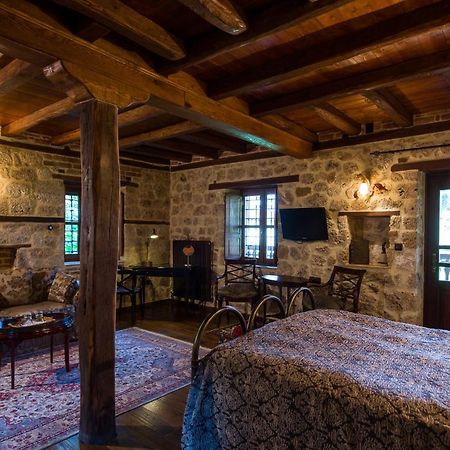 Boutique Hotel Kokkino Spiti Veria  Bagian luar foto