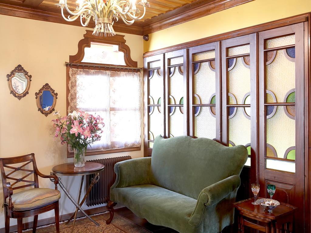 Boutique Hotel Kokkino Spiti Veria  Bagian luar foto