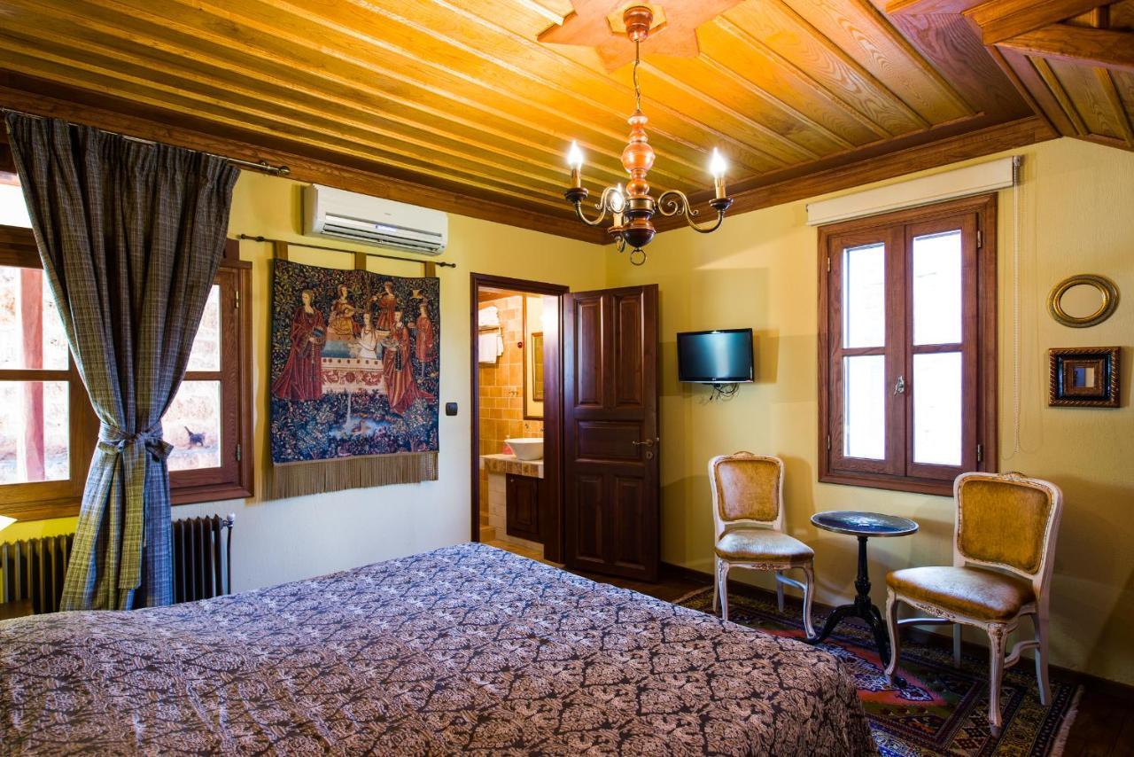 Boutique Hotel Kokkino Spiti Veria  Bagian luar foto