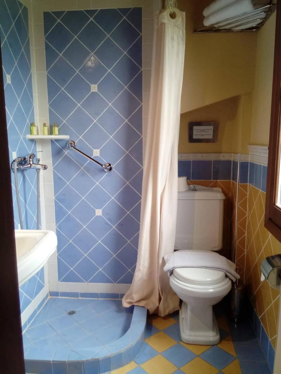 Boutique Hotel Kokkino Spiti Veria  Bagian luar foto