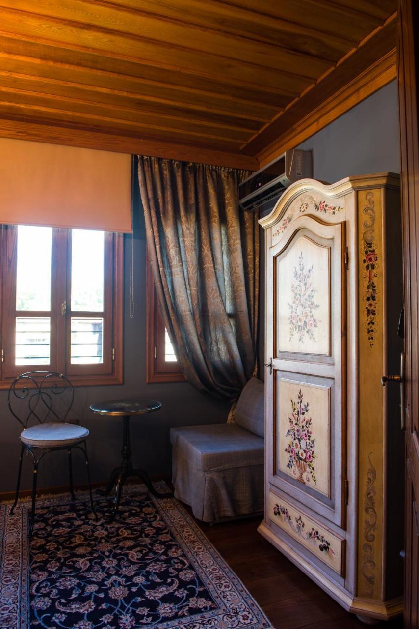 Boutique Hotel Kokkino Spiti Veria  Bagian luar foto